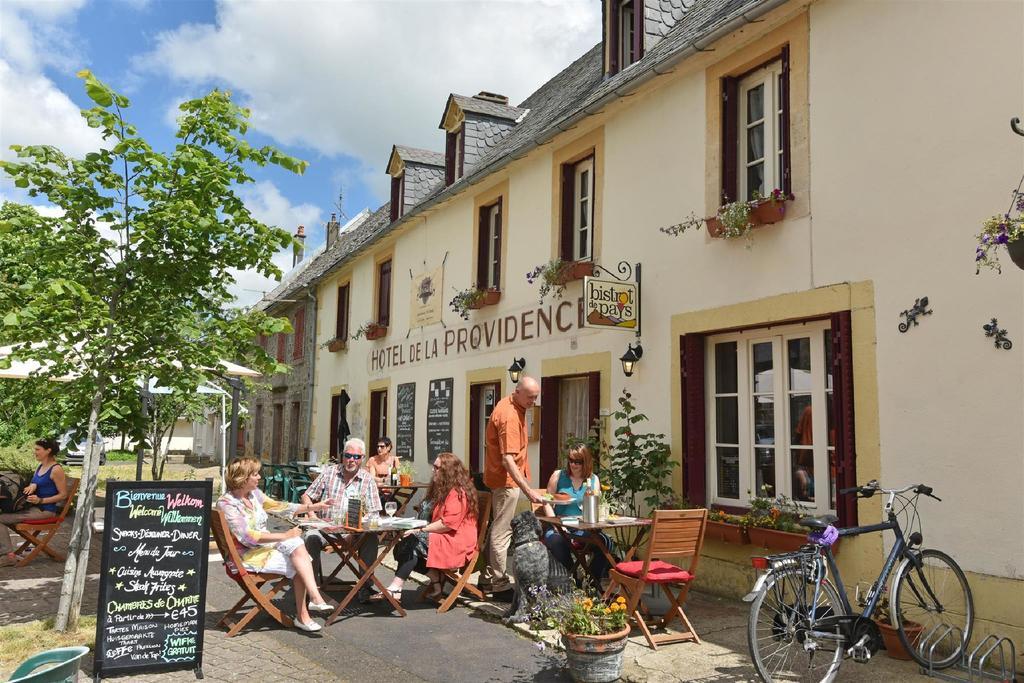 Auberge De La Providence Saint-Donat Eksteriør billede