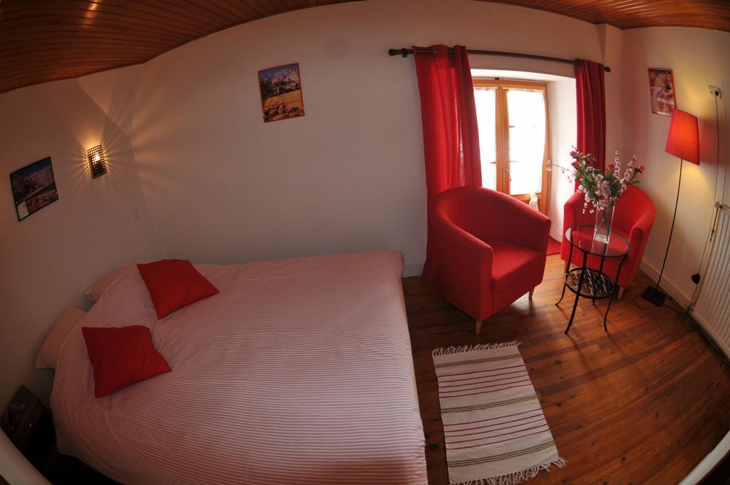 Auberge De La Providence Saint-Donat Eksteriør billede